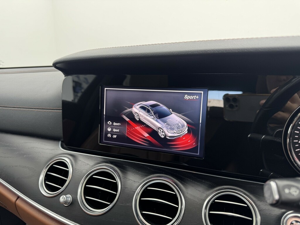 Mercedes-Benz E Class E220 Bluetec Amg Night Edition Premium Black #23