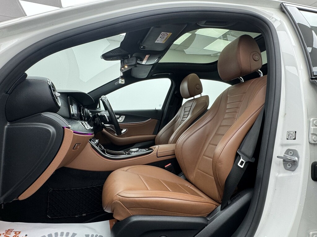 Mercedes-Benz E Class 2.0 E220d Amg Line White #3
