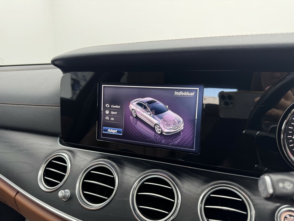 Mercedes-Benz E Class E220 Bluetec Amg Night Edition Premium Black #24