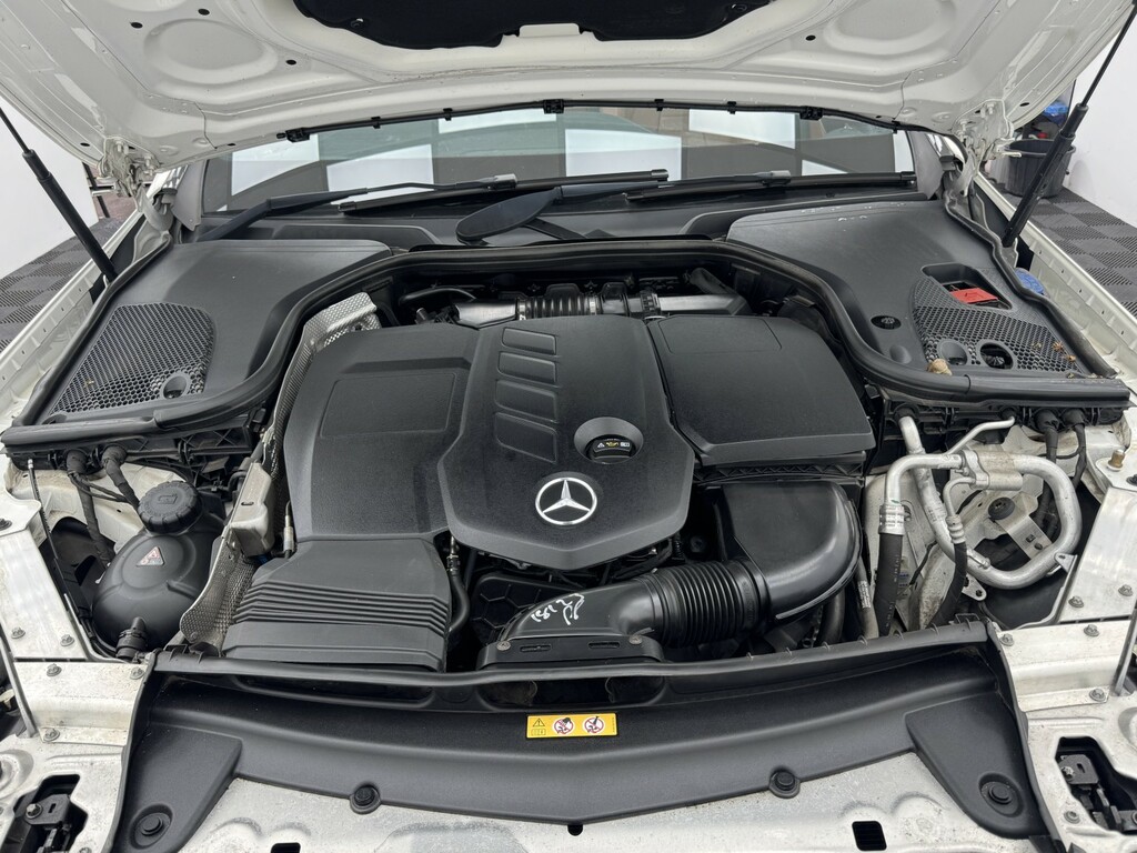 Mercedes-Benz E Class E220 Bluetec Amg Night Edition Premium Black #52