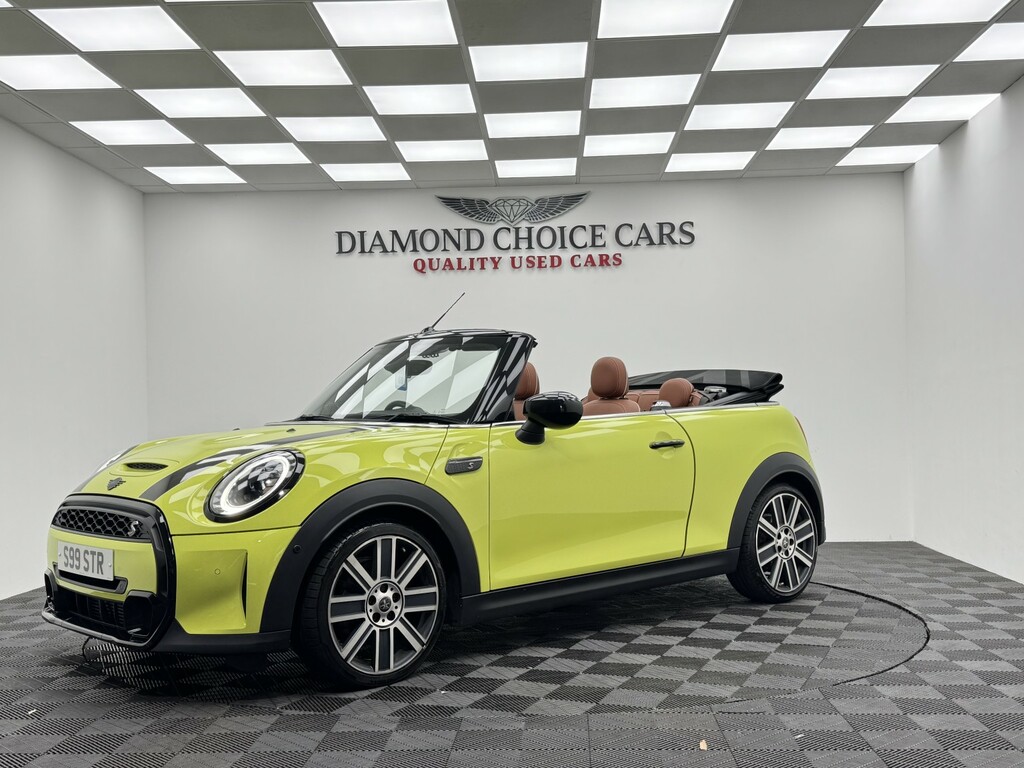 Mini Convertible 2.0 Convertible Cooper S Exclusive Yellow #3