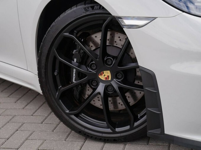 Porsche 718 Spyder Spyder White #49