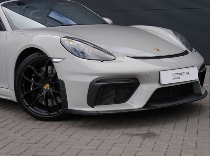 Porsche 718 Spyder Spyder White #48