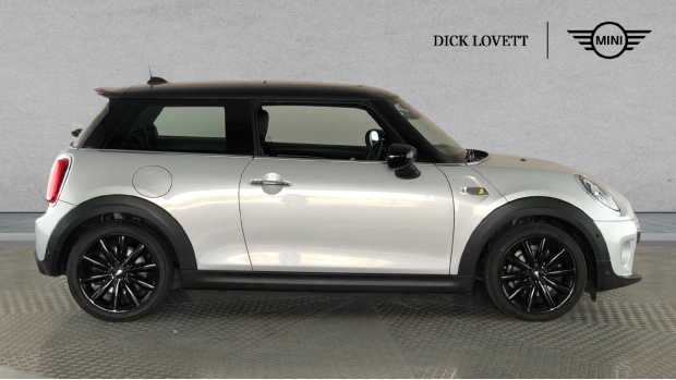 Mini Electric Countryman Cooper S E All4 Black #3