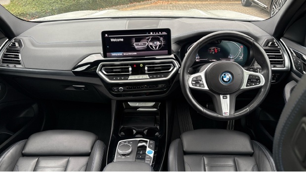 BMW iX3 80Kwh M Sport AV23ZGJ White #4