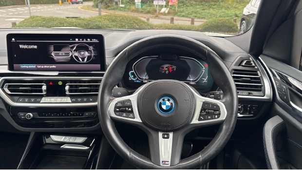 BMW iX3 80Kwh M Sport AV23ZGJ White #5