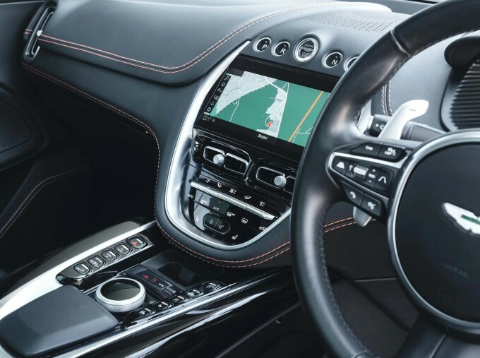 Aston Martin DBX 4.0 V8 707 Suv Green #22