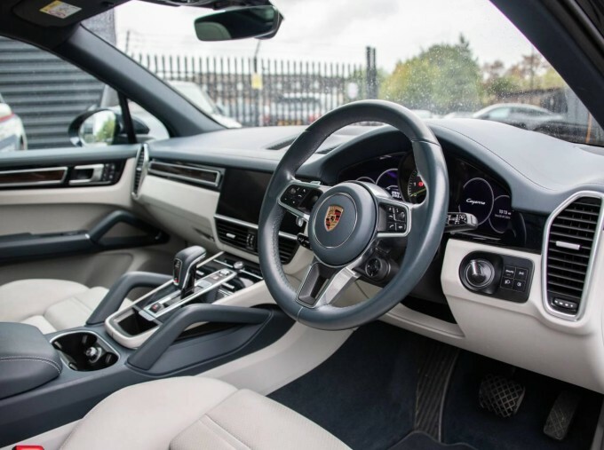 Porsche Cayenne V6 E-hybrid 17.9Kwh Platinum Edition Tiptronics Eu KY72BHA Blue #4