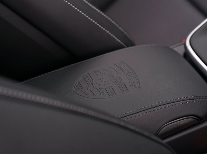Porsche 911 2dr Pdk Silver #52