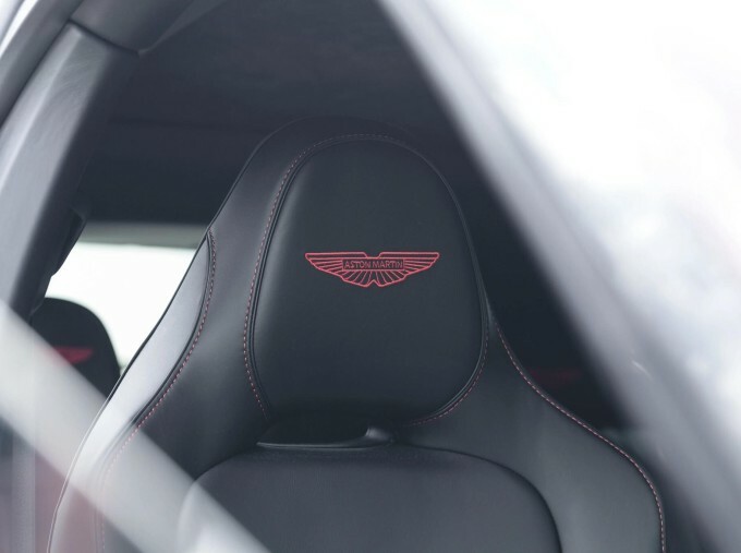 Aston Martin DBX My25 Grey #20