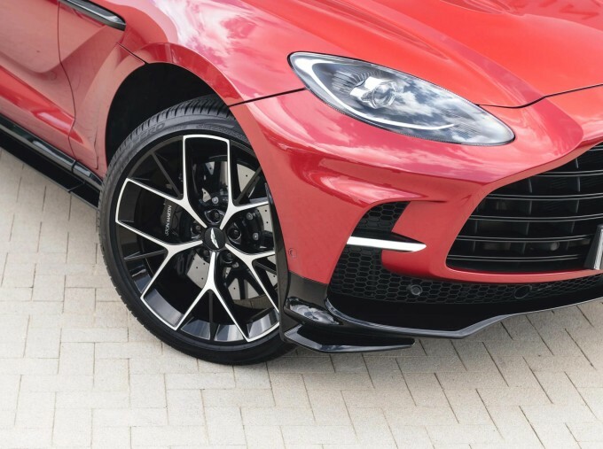 Aston Martin DBX 4.0 V8 707 Euro 6 5-Door Red #4