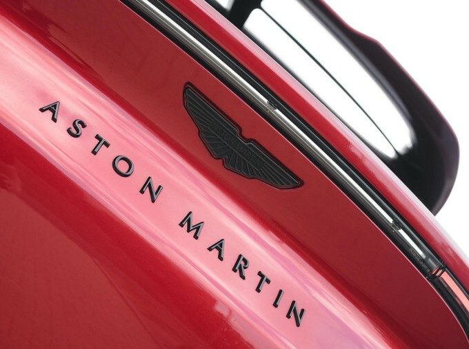 Aston Martin DBX My25 Grey #18