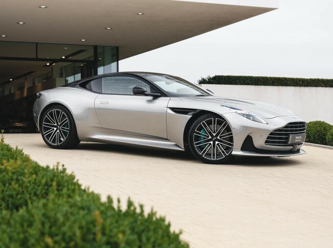 Aston Martin DB12 Coupe Green #8