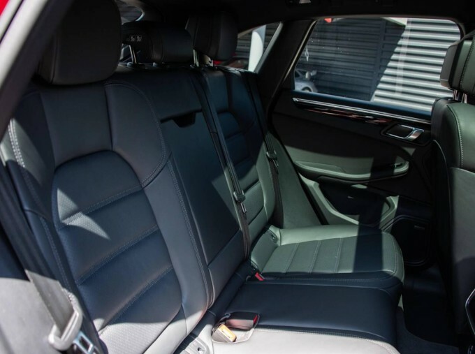 Porsche Macan 5dr Pdk Silver #37