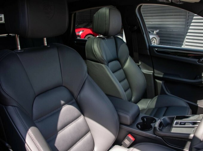 Porsche Macan Macan Suv Red #4