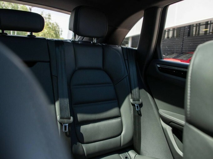 Porsche Macan 5dr Pdk Silver #54