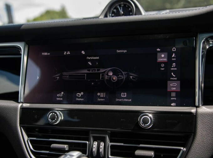 Porsche Macan 5dr Pdk Silver #56