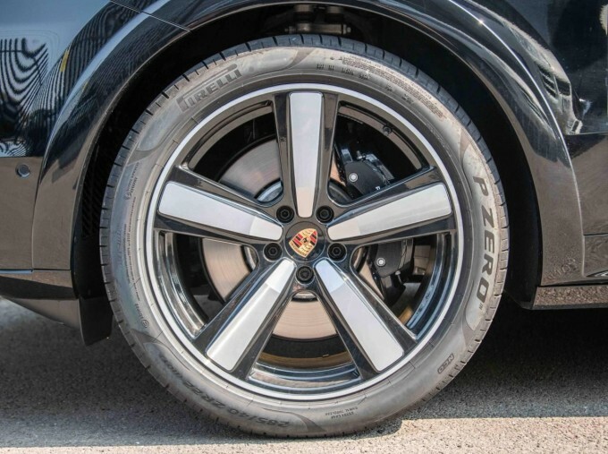 Porsche Cayenne Hybrid Black #12