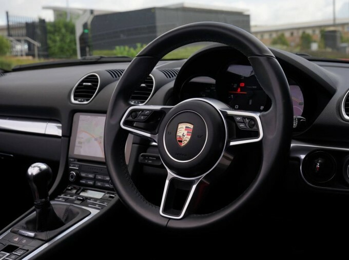 Porsche 718 Boxster 2.0T Euro 6-Door Red #4