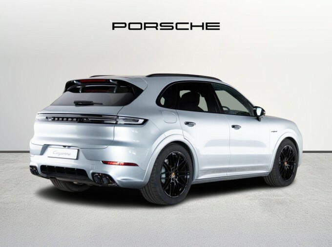 Porsche Cayenne V6 E-hybrid 25.9Kwh S Black Edition Tiptronics Eur Silver #3