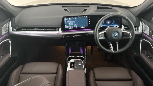 BMW iX1 30 66.5Kwh M Sport Xdrive 5-Door 11Kw Charge Blue #4