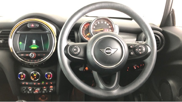 Mini Hatch Cooper Classic Euro 6 3-Door WO19VWY Grey #5