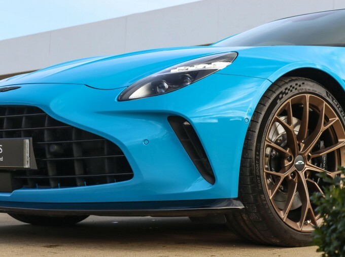 Aston Martin Vantage Zf 8 Speed Black #9