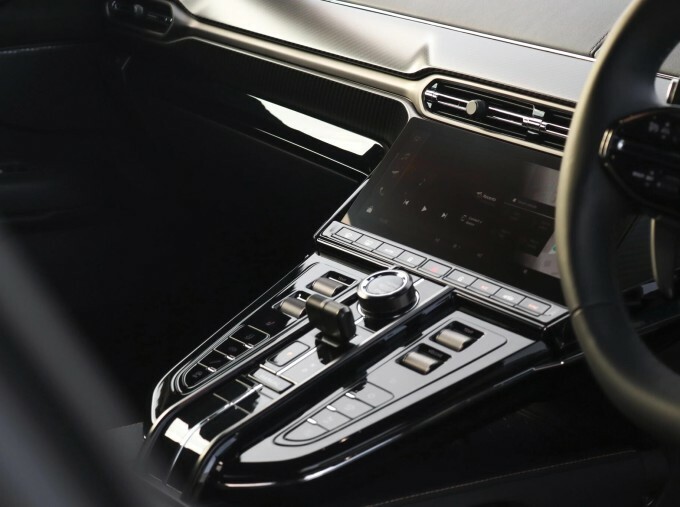 Aston Martin Vantage Zf 8 Speed Black #21