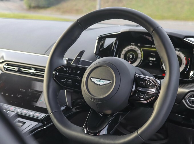 Aston Martin Vantage Zf 8 Speed Black #19