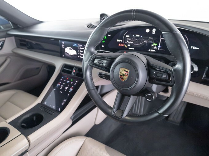 Porsche Taycan Base  #74