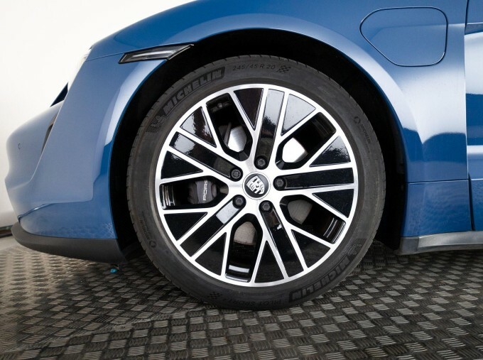 Porsche Taycan Base  #54
