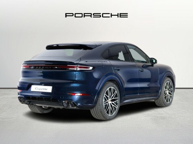 Porsche Cayenne V6 E-hybrid 25.9Kwh Black Edition Tiptronics Euro Blue #3