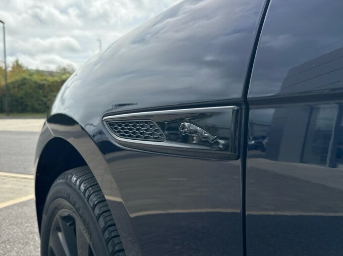 Jaguar F-Pace 2.0 P400e R-dynamic Black Awd  #20