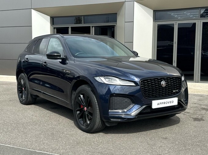 Jaguar F-Pace 2.0 D200 Mhev R-dynamic Black Euro 6 5-Door Blue
