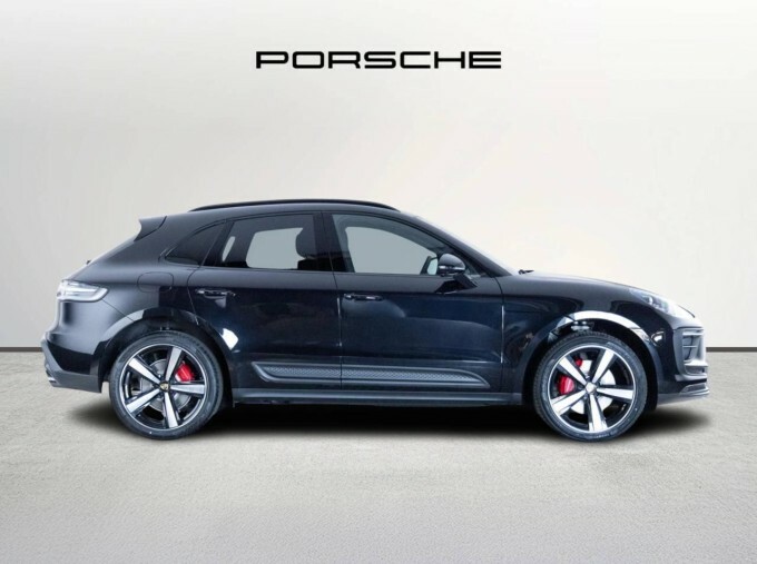 Porsche Macan Macan Suv Black #2