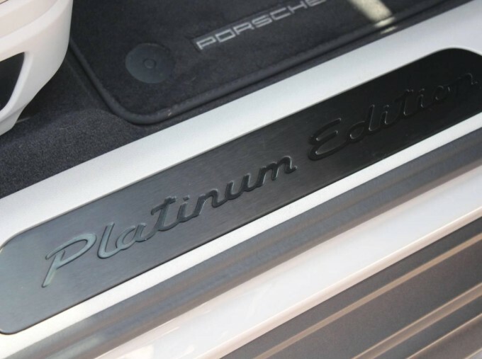 Porsche Panamera S-a Black #38