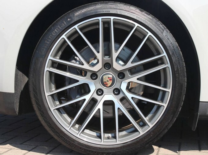 Porsche Panamera V6 E-hybrid 17.9Kwh 4 Platinum Edition Saloon Pdk  #6