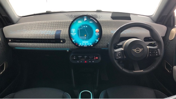 Mini Electric Se 54.2Kwh Exclusive 3-Door Black #4