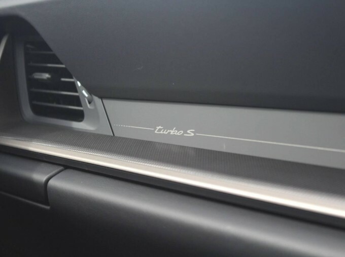 Porsche 911 Petrol Black #38