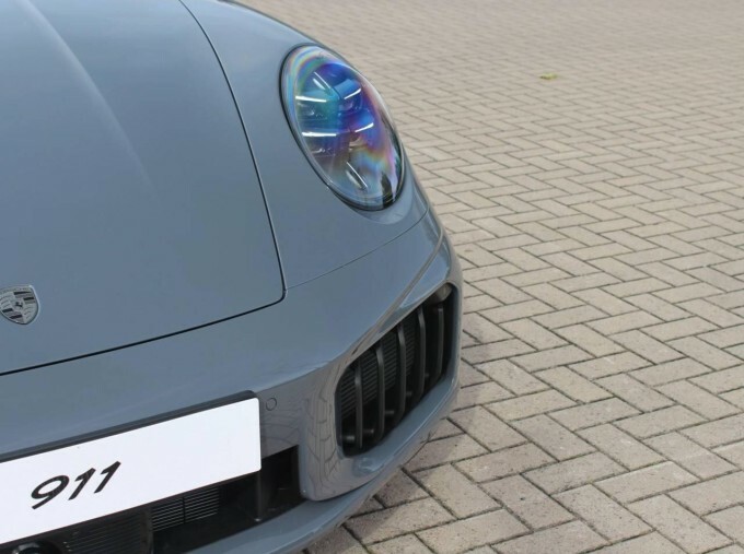 Porsche 911 Petrol Black #15