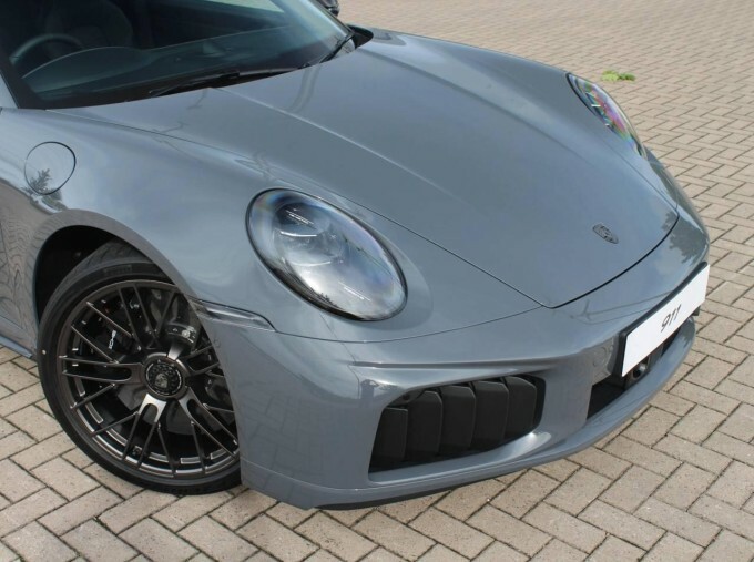Porsche 911 Petrol Black #14