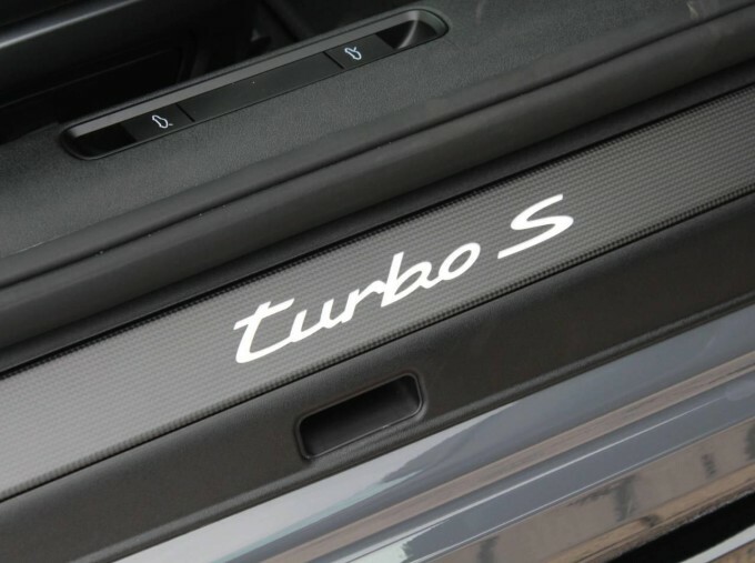 Porsche 911 Petrol Black #55