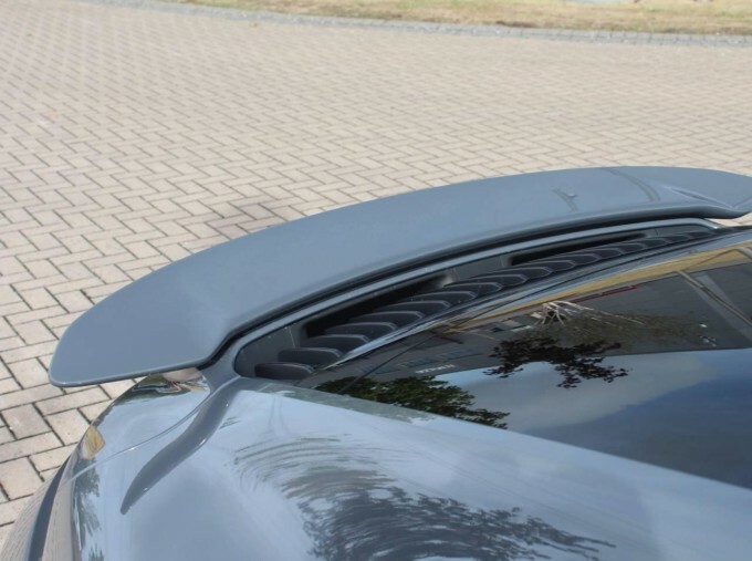Porsche 911 Petrol Black #26