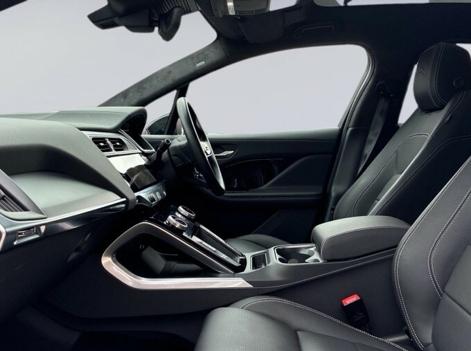 Jaguar I-Pace 400 90Kwh R-dynamic Hse Black 4Wd 5-Door White #3