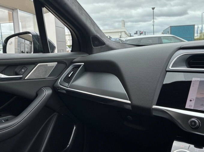 Jaguar I-Pace 294Kw Ev400 R-dynamic Se Black 90Kwh White #23