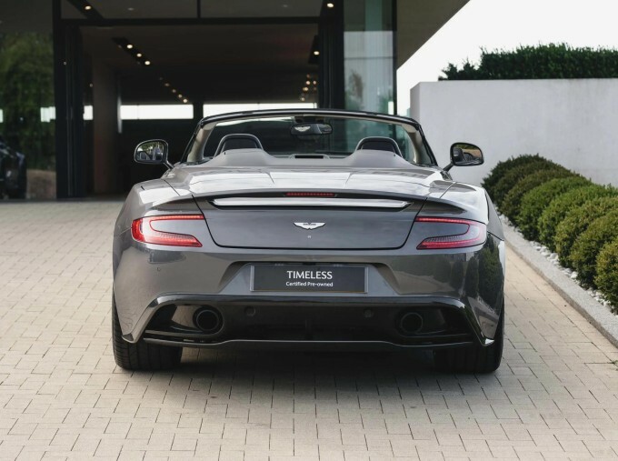 Aston Martin Vanquish V12 Black #17