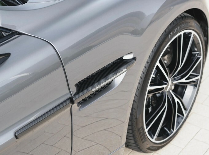 Aston Martin Vanquish V12 Black #13