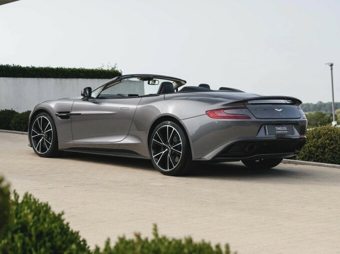 Aston Martin Vanquish 6.0 V12 Volante T-troniii Euro 2-Door #2