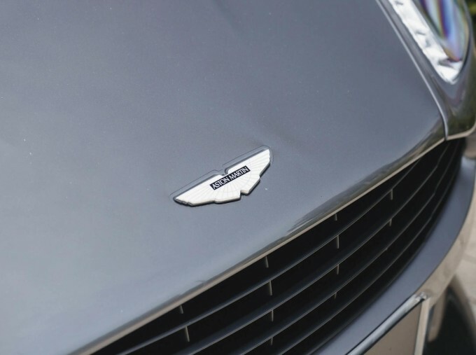 Aston Martin Vanquish V12 Black #11