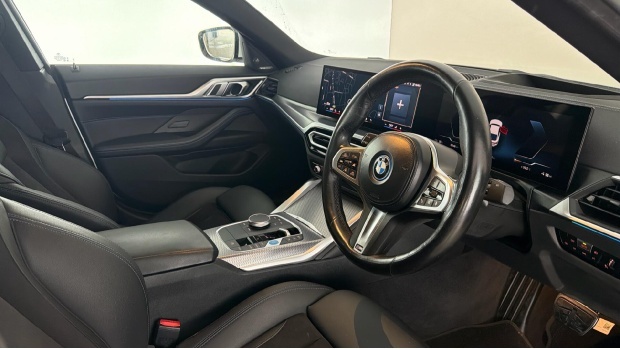 BMW i4 40 83.9Kwh M Sport Gran Coupe Edrive 5-Door White #6